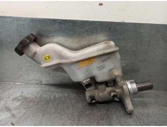 Recambio de bomba freno para hyundai i40 cab bluedrive referencia OEM IAM 585103Z000  