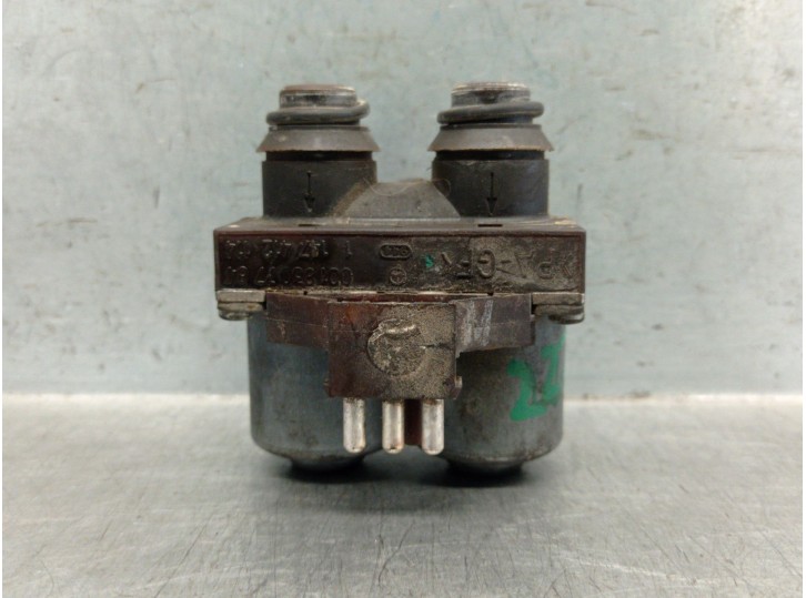 Recambio de valvula intercambio de calefaccion para mercedes-benz clase e (w210) e 320 (210.065) referencia OEM IAM 0018307784 