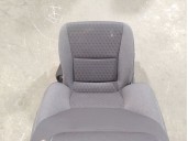 Replacement right front seat for Toyota Yaris (_P21_, _PA1_, _PH1_) 1.5 Hybrid (MXPH10) OEM IAM reference 72010K0070 