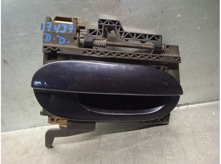 Recambio de maneta exterior delantera derecha para bmw serie 5 berlina (e39) 3.0 24v turbodiesel cat referencia OEM IAM 51218245