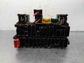 Recambio de caja reles / fusibles para citroën xantia berlina 1.9 td seduction referencia OEM IAM 68472094445 
