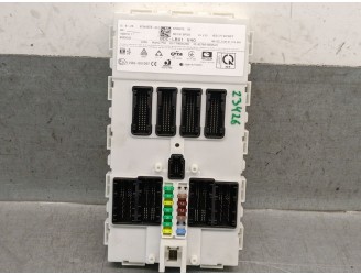 Recambio de caja reles / fusibles para mini mini countryman (f60) cooper referencia OEM IAM 61358736972 61358736972 