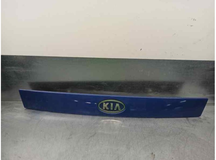 Recambio de molduras traseras para kia picanto 1.1 cat referencia OEM IAM 873110710 