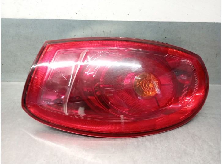 Replacement rear left tail light for Fiat Bravo (198) 1.9 8V JTD CAT OEM IAM reference 51757544 51757544 