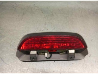 Recambio de luz central de freno para kia picanto 1.1 cat referencia OEM IAM 92750070 SEOGU