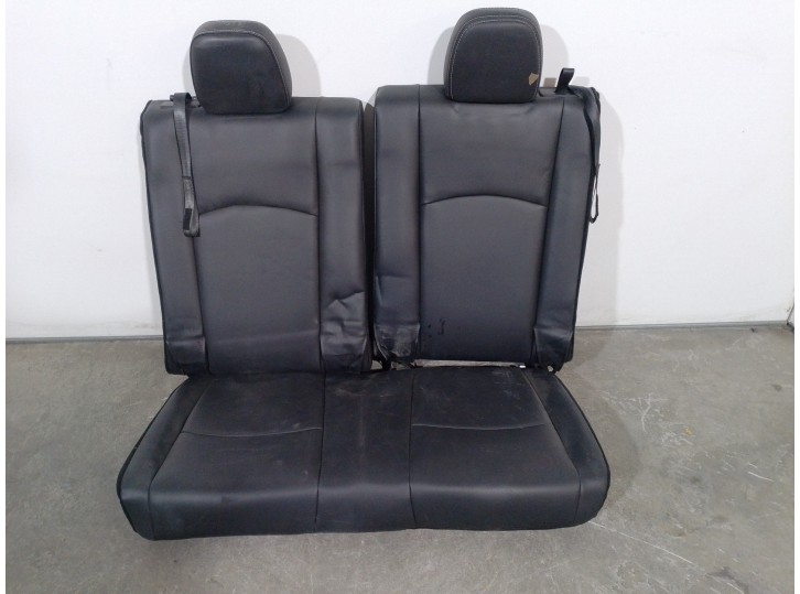 Recambio de asientos traseros para fiat freemont (345) 2.0 16v multijet cat referencia OEM IAM K1UN39DX9AA TERCERA FILA CUERO NE