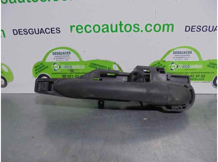 Recambio de maneta exterior delantera derecha para renault kangoo 1.5 dci diesel cat referencia OEM IAM 7701478188  
