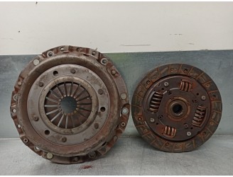 Replacement clutch kit for Citroën Saxo 1.5 Diesel OEM IAM reference 2050X5 