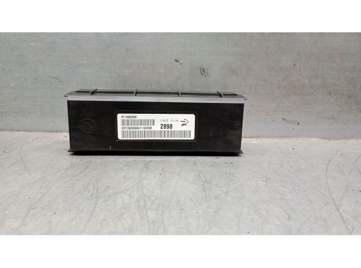 Recambio de modulo electronico para opel insignia a (g09) 2.0 cdti (68) referencia OEM IAM 13582898 13582898 