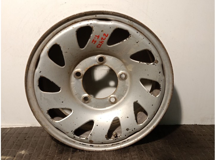 Recambio de llanta para santana 300/350 1.6 hdi 4x4 referencia OEM IAM 4321084C00 R15X51/2JDOT 