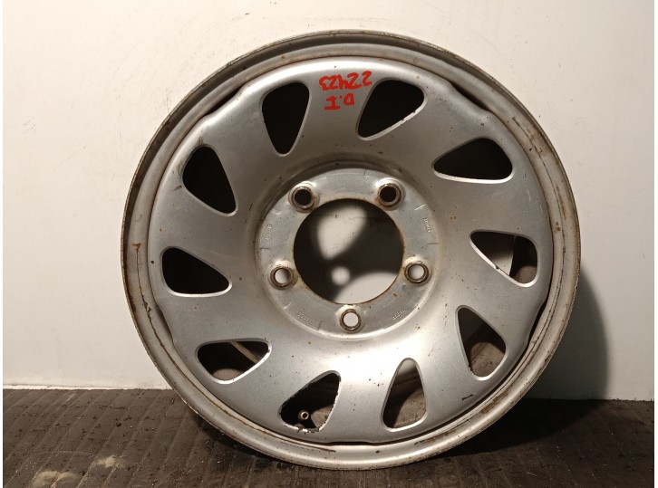 Recambio de llanta para santana 300/350 1.6 hdi 4x4 referencia OEM IAM 4321084C00 R15X51/2JDOT 