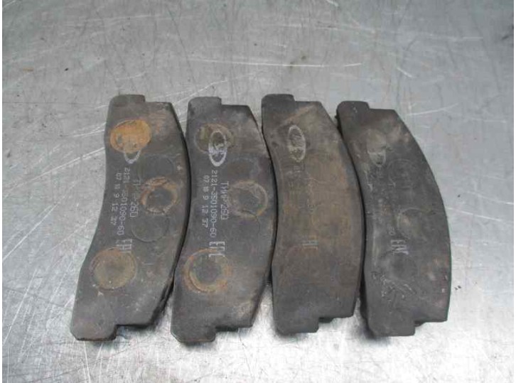 Recambio de pastillas de freno para lada niva ( 2121 / 21213 / 21214 / 21215 ) 1.6 referencia OEM IAM 3501090  