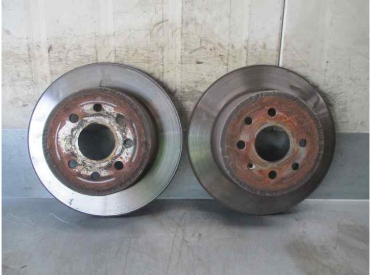 Recambio de disco freno trasero para opel vectra b berlina 1.6 16v referencia OEM IAM 904952683611 