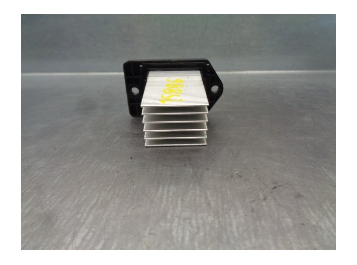 Recambio de resistencia calefaccion para hyundai i40 cab bluedrive referencia OEM IAM 971792J000 
