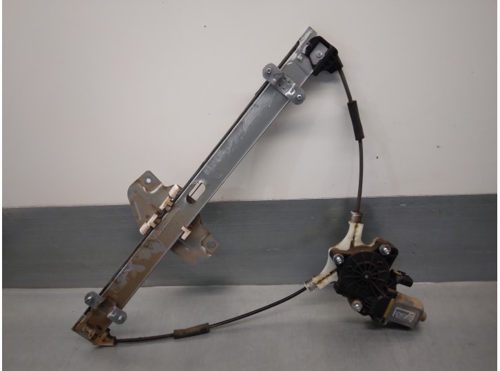 Recambio de elevalunas delantero izquierdo para kia picanto 1.0 cat referencia OEM IAM 824011Y010 2 PINES 5 PUERTAS