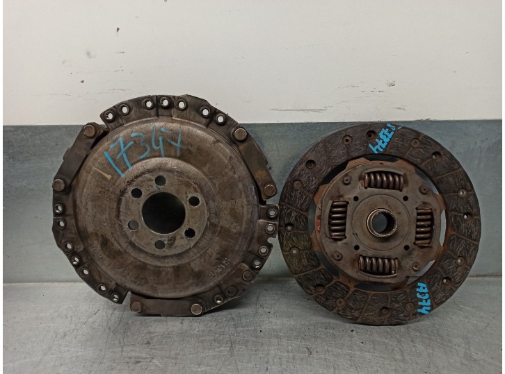 Recambio de kit embrague para volkswagen bora berlina (1j2) 1.6 referencia OEM IAM 06A198141AX 3082149541 SACHS