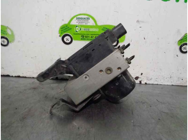 Replacement ABS unit for Ford Focus sedan (CAK) 1.8 TDDi turbodiesel CAT OEM IAM reference 98AG2C285AC 10020401584 ATE