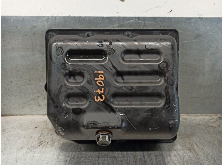 Recambio de carter para kia picanto 1.0 cat referencia OEM IAM 2151004000  