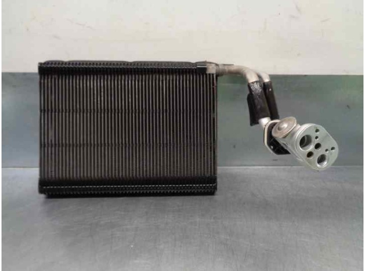 Recambio de evaporador aire acondicionado para bmw serie 3 gran turismo (f34) 330d referencia OEM IAM 670825C 