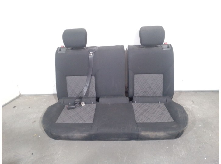 Recambio de asientos traseros para seat toledo iv (kg3) 1.6 tdi referencia OEM IAM 5JA885375L 5JA885375L 