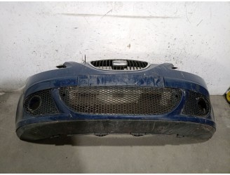 Replacement front bumper for Seat Altea XL (5P5, 5P8) 2.0 TDI 16V OEM IAM reference 5P0807217M 5P0807217M 