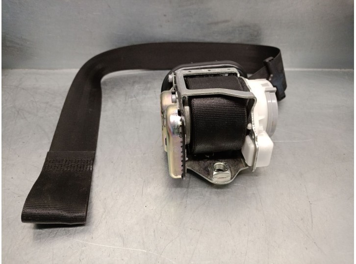 Replacement right front seat belt for Audi A3 (8V1, 8VK) 2.0 TDI OEM IAM reference 8V3857706D 8V3857706D 