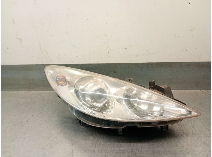 Replacement right headlight for Peugeot 307 CC (3B) 1.6 16V OEM IAM reference 6205Z2 6205Z2 