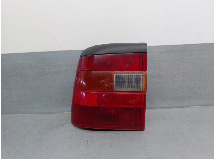 Recambio de piloto trasero izquierdo para opel vectra a 2.0 referencia OEM IAM 12871748 4 PUERTAS