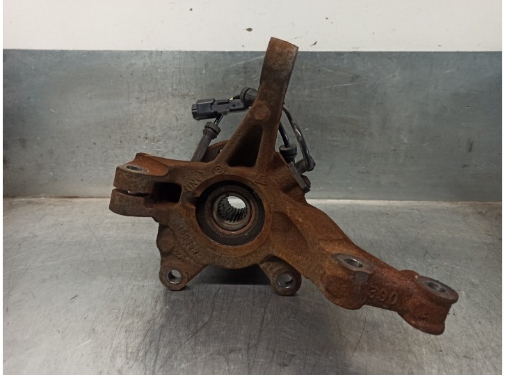 Recambio de mangueta delantera izquierda para dacia sandero ii 0.9 tce cat referencia OEM IAM 400155389R  