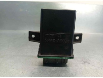 Recambio de rele ventiladores motor para peugeot 206 berlina xr referencia OEM IAM 9631577780 