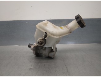 Recambio de bomba freno para kia picanto 1.0 cat referencia OEM IAM 585101Y100  