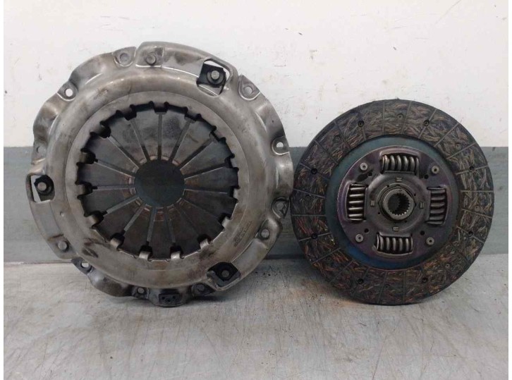 Recambio de kit embrague para hyundai h 1 2.5 diesel referencia OEM IAM 411004B010 