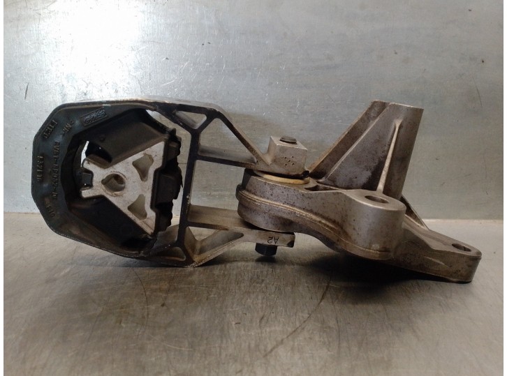 Replacement gearshift bracket for Ford Focus lim. (CB8) 1.0 EcoBoost CAT OEM IAM reference CV616P082DC 532E16 FOMOCO