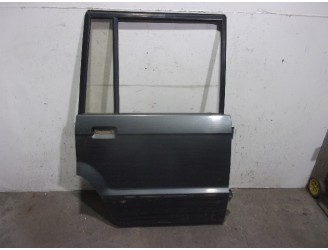 Recambio de puerta trasera derecha para isuzu trooper 2.8 turbodiesel referencia OEM IAM GRIS OSCURO 6 PUERTAS