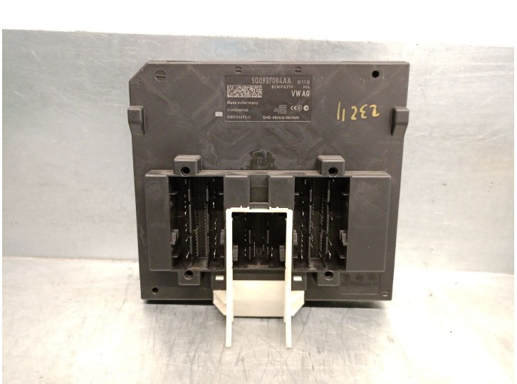 Recambio de modulo confort para audi a3 (8v1, 8vk) 2.0 tdi referencia OEM IAM 5Q0937084AA 5WK50693C CONTINENTAL