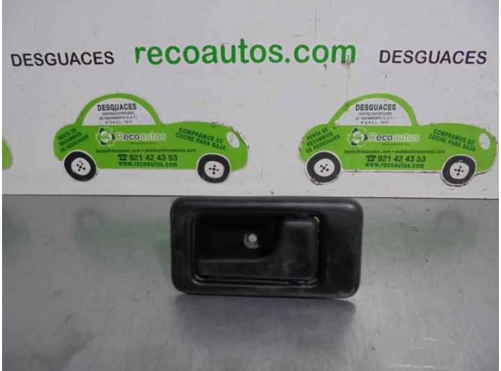 Recambio de maneta interior delantera derecha para opel monterey 3.1 turbodiesel referencia OEM IAM 136674  