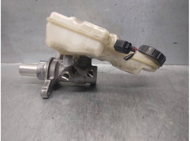 Recambio de bomba freno para ford focus lim. (cb8) 1.0 ecoboost cat referencia OEM IAM BV612C246A  FOMOCO