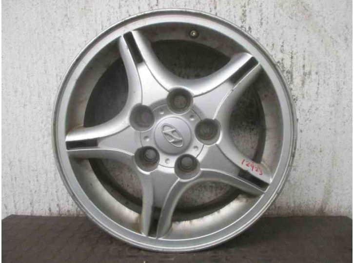 Recambio de llanta para hyundai trajet (fo) 2.0 crdi gls referencia OEM IAM 529103A540 R156JX15ET46 ALUMINIO 10P