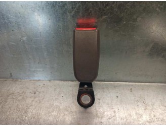 ENGANCHE CINTURON DELANTERO DERECHO 81455S04J12ZD 