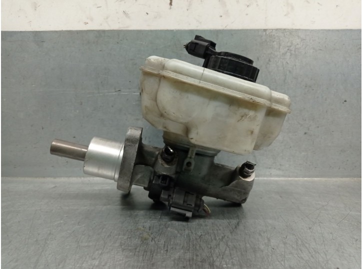 Recambio de bomba freno para seat leon (1p1) 2.0 tdi referencia OEM IAM 1K1611301D 1K1614019M 