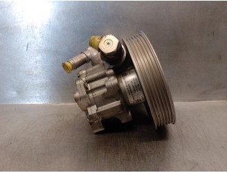 Recambio de bomba servodireccion para audi a4 berlina (b5) 2.5 v6 24v tdi referencia OEM IAM 8D0145177D 7690955104 ZF