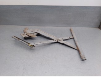 Recambio de elevalunas trasero derecho para isuzu trooper 2.8 turbodiesel referencia OEM IAM 04912B MANUAL 5 PUERTAS