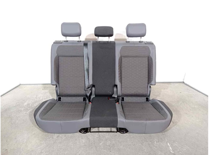 Recambio de asientos traseros para volkswagen t-cross 1.0 tsi referencia OEM IAM 4696406 TELA GRIS 5 PUERTAS
