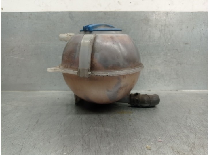 Recambio de deposito expansion para seat leon (1p1) 2.0 tdi referencia OEM IAM 1K0121407A  