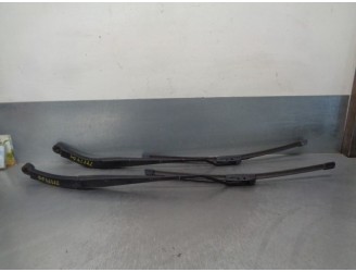 Recambio de brazo limpia delantero derecho para chevrolet epica 2.0 diesel cat referencia OEM IAM 96636500 96636497 