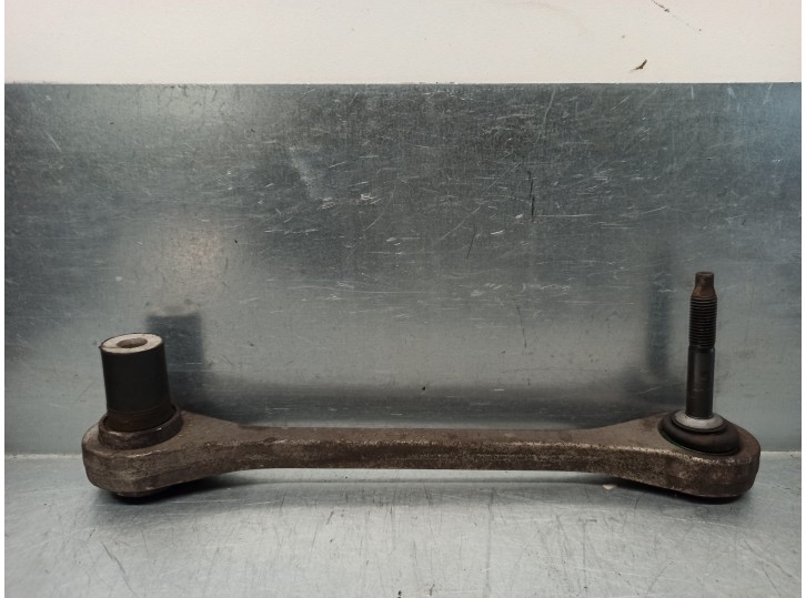 Replacement rear upper left suspension arm for Audi A8 (4E2) 4.2 V8 40V OEM IAM reference 4E0501529G 