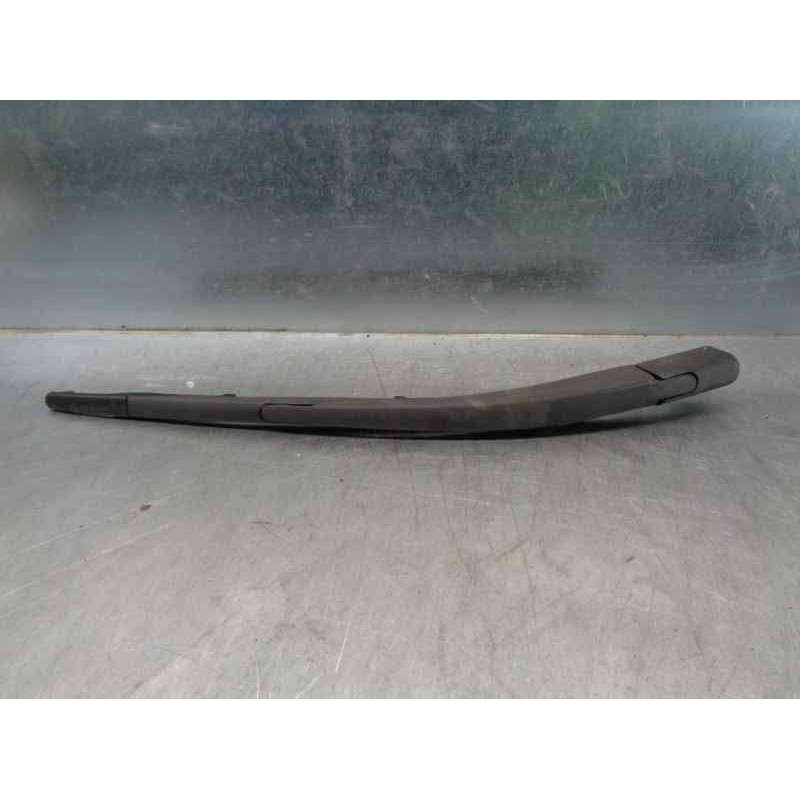 Recambio de brazo limpia trasero para peugeot 208 1.2 16v vti referencia OEM IAM 9673234180  