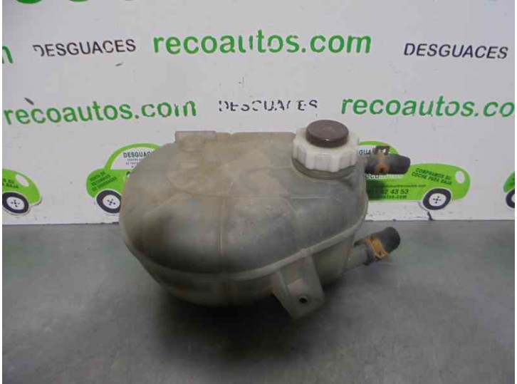 Recambio de deposito expansion para renault master desde ´98 2.5 diesel referencia OEM IAM 7700838740E 
