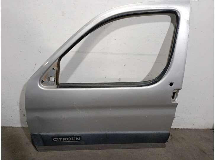 Recambio de puerta delantera izquierda para citroën berlingo 1.9 diesel referencia OEM IAM 9002T9 9002T9 