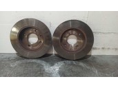Replacement front brake disc for Ford Fiesta Saloon (DX) 1.8 TDDi turbodiesel CAT OEM IAM reference 1524589 